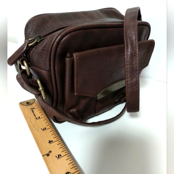 Roxy Crossbody Bag - Picture 7 of 9